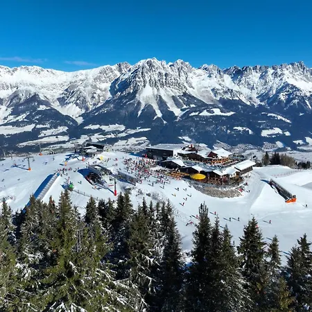 Geniessen Sie Bergblick & Sauna Im Modernen